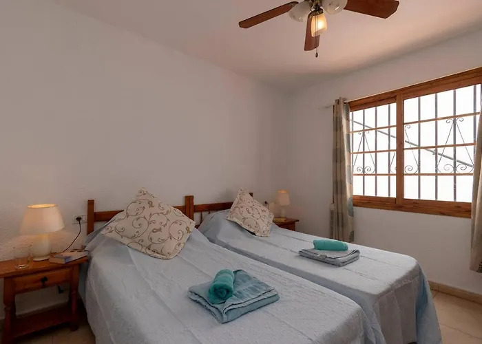 2 Bedroom Cristianos *