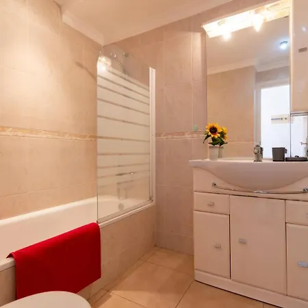 2 Bedroom Cristianos 洛斯克里斯蒂亚诺斯